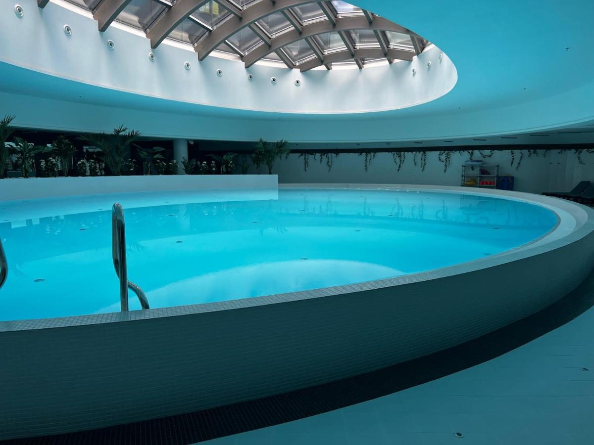 Hanza Tower Bohemia 22 Pool & Jacuzzi Щецин Экстерьер фото